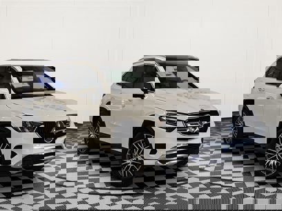 New 2025 Mercedes-Benz GLC 300 4MATIC