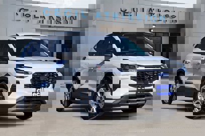 New 2025 Ford Escape Active