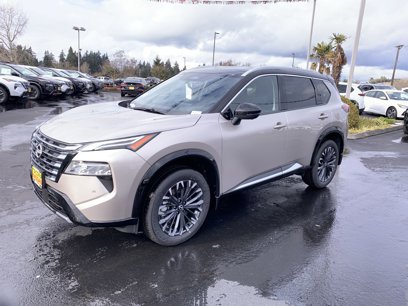 New 2025 Nissan Rogue Platinum w/ Tech Package