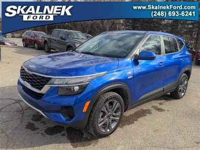Used 2023 Kia Seltos LX