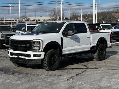 New 2024 Ford F350 Lariat w/ Lariat Ultimate Package