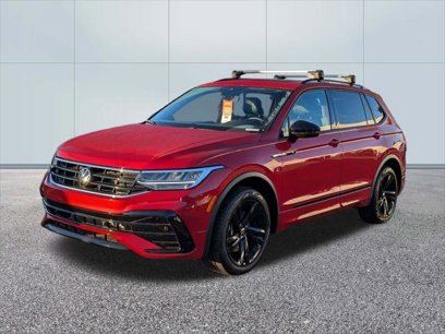 Used 2024 Volkswagen Tiguan SE R-Line