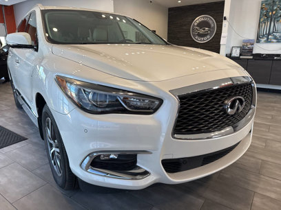 Used 2017 INFINITI QX60 FWD w/ Driver Assistance Package