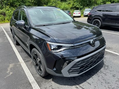 New 2025 Volkswagen Taos SE