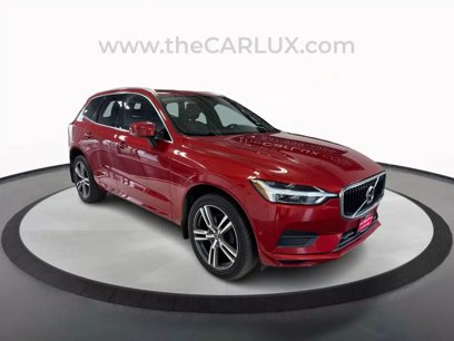 Used 2018 Volvo XC60 T5 Momentum w/ Convenience Package