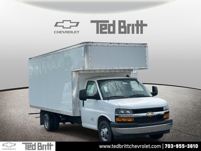 New 2025 Chevrolet Express 4500 Extended w/ Power Convenience Package