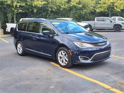 Used 2019 Chrysler Pacifica Touring-L Plus w/ Tire & Wheel Group