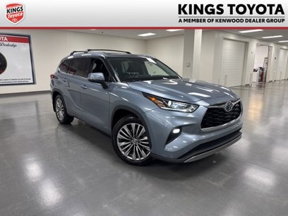 Certified 2022 Toyota Highlander Platinum