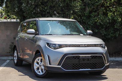 Used 2023 Kia Soul LX w/ Option Group 015