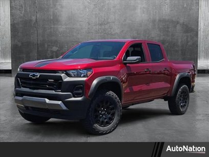New 2025 Chevrolet Colorado Trail Boss w/ LPO, Hood Decal Package