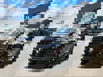 Used 2024 Jeep Grand Cherokee Altitude