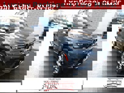 Used 2022 Jeep Grand Cherokee Laredo w/ Luxury Tech Group I