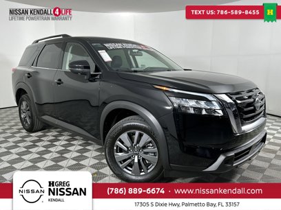 Certified 2025 Nissan Pathfinder SV