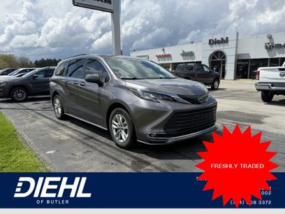 Used 2022 Toyota Sienna XLE