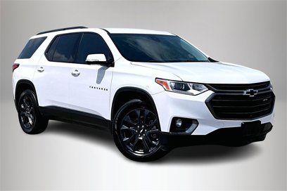 Used 2020 Chevrolet Traverse RS