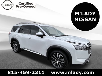 Certified 2025 Nissan Pathfinder Platinum