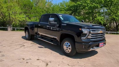 New 2025 Chevrolet Silverado 3500 High Country w/ High Country Premium Package