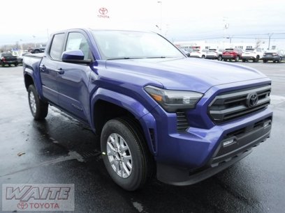 New 2025 Toyota Tacoma SR5