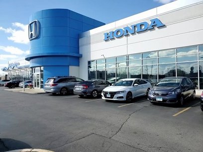 Used 2013 Lincoln MKS AWD