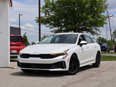 New 2025 Kia K5 LXS