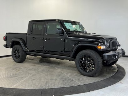 New 2025 Jeep Gladiator Sport
