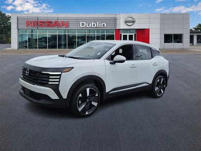 New 2025 Nissan Kicks SR
