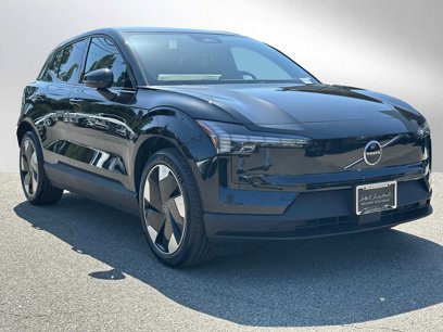 New 2025 Volvo EX30 Plus w/ Protection Package Premier
