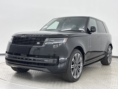 New 2025 Land Rover Range Rover SE