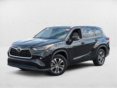 Used 2022 Toyota Highlander XLE