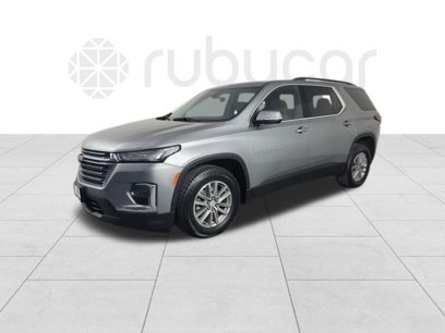 Used 2023 Chevrolet Traverse LT