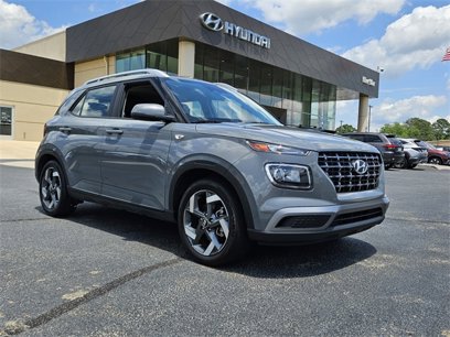 Certified 2023 Hyundai Venue SEL w/ Cargo Package