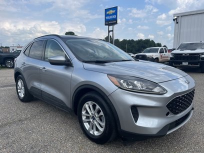 Used 2021 Ford Escape SE w/ Convenience Package