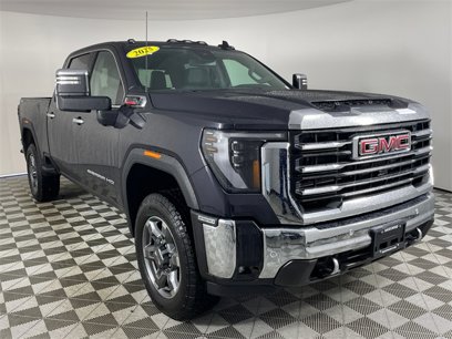 New 2025 GMC Sierra 2500 SLT w/ SLT Convenience Package