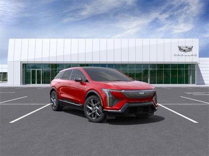 New 2025 Cadillac Optiq Luxury 2