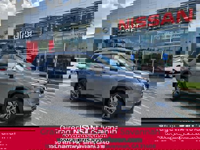 New 2025 Nissan Pathfinder SV