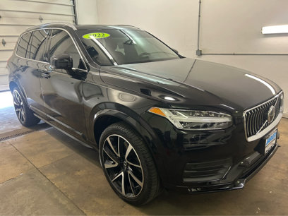Used 2022 Volvo XC90 T6 Momentum w/ Climate Package