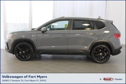 Certified 2022 Volkswagen Taos SE w/ Panoramic Sunroof Package