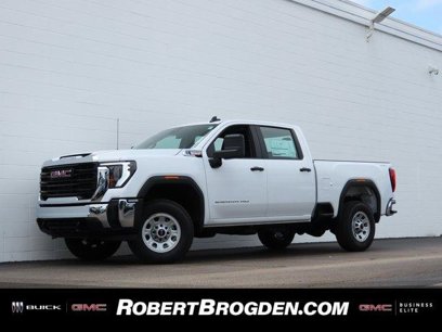 New 2024 GMC Sierra 2500 Pro