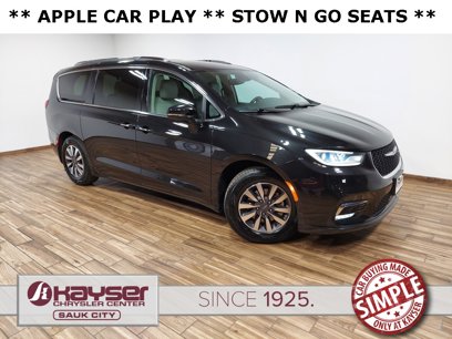 Used 2021 Chrysler Pacifica Touring-L