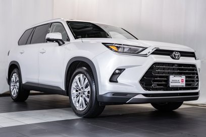 Used 2024 Toyota Grand Highlander Platinum