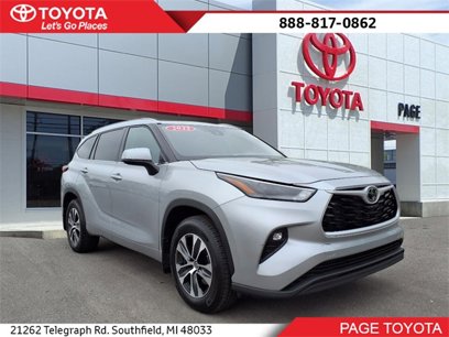 Certified 2022 Toyota Highlander LE