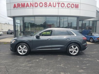 Used 2019 Audi e-tron Prestige w/ Prestige Package