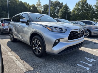 Used 2020 Toyota Highlander XLE