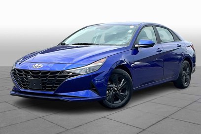 Certified 2022 Hyundai Elantra SEL w/ Cargo Package