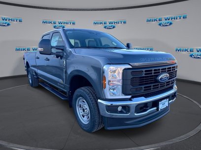 New 2025 Ford F350 XL w/ 360-Degree Camera Package