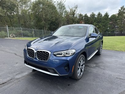 New 2025 BMW X4 xDrive30i w/ Premium Package
