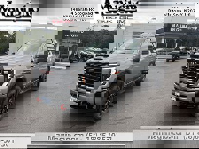 New 2025 GMC Sierra 3500 AT4 w/ AT4 Premium Plus Package