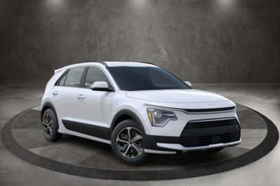 New 2024 Kia Niro EX