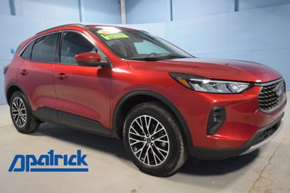 Used 2024 Ford Escape SE