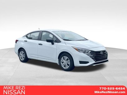 New 2025 Nissan Versa S w/ Trunk Package
